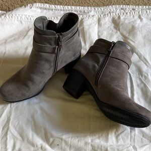 croft & barrow Taupe Suede Zip Ankle Booties